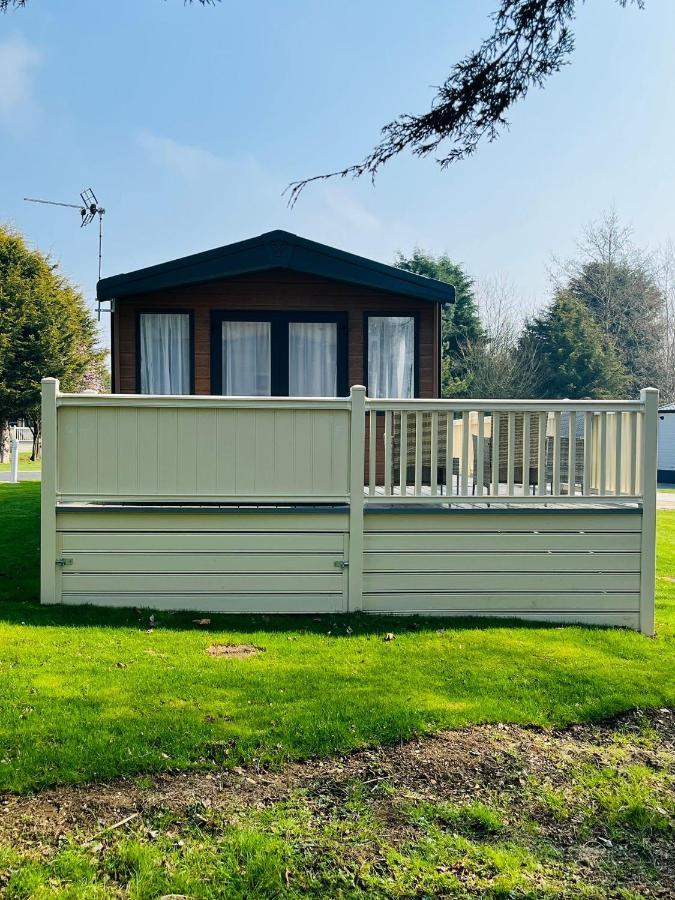 Stone Beck With Hot Tub Holiday home *