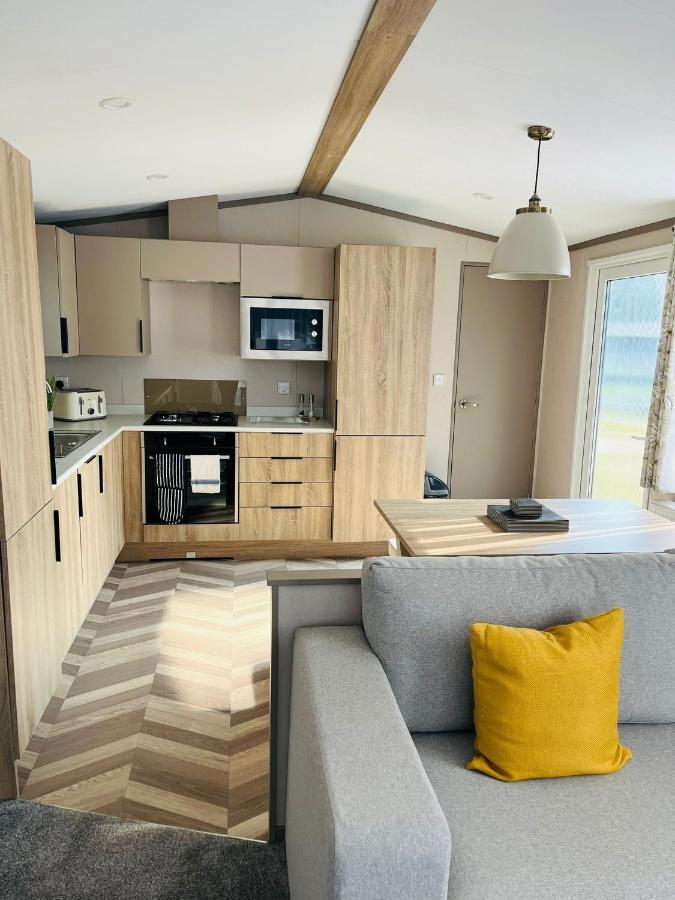 Stone Beck With Hot Tub Holiday home